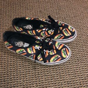 Vans Hamburger Sneakers!